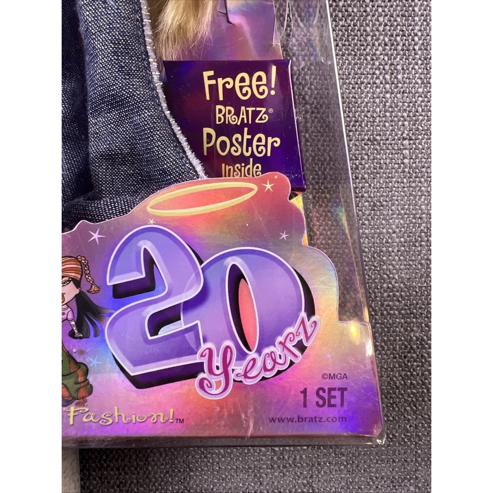 Bratz 20 Yearz Anniversary Special Edition Original Fashion Doll NIB - Picture 4 of 8